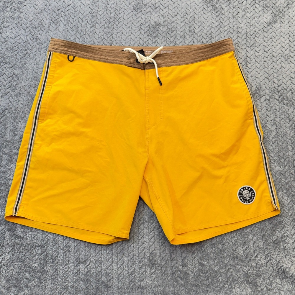 Roark The Chiller Boardshorts Mens 36 Yellow RB409 Excellent Stretch Hemp Swim